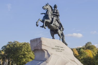 Saint-Petersburg, Rusya'nın büyük Petro atlı heykeli
