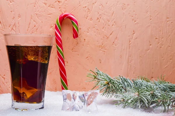 Soda dulce en un vaso —  Fotos de Stock