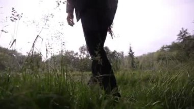 damat gelin için bekliyor