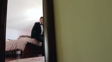 Oda bırakarak damat