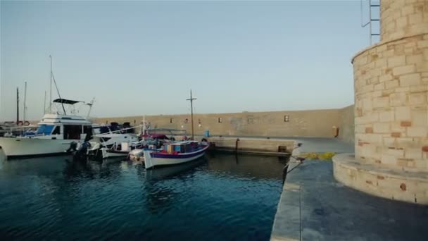 Hermoso paisaje marino, puerto — Vídeo de stock