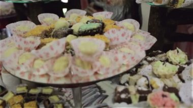 tablo farklı tatlılar