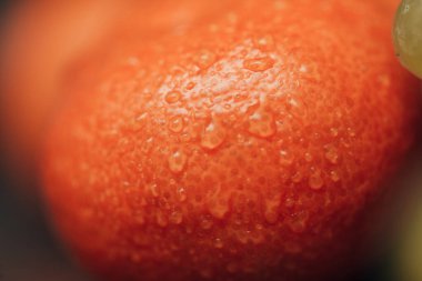 Portakallar Kabuktaki Küçük Su Damlacıklarıyla Yakın plan