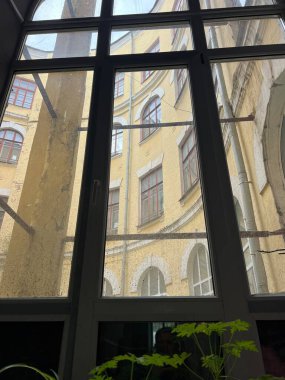 Kyiv Ukrayna Penceresinden Eski Avlu Görünümü