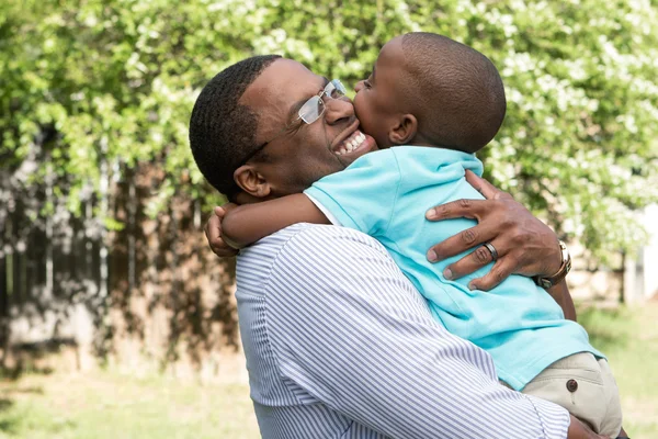 Padre e figlio afroamericano — Foto Stock