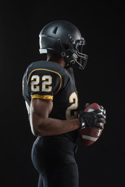 Futbol oyuncu topu ile