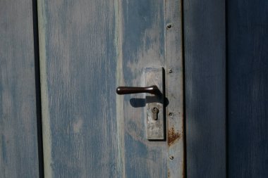 Günışığı, kapı kolu Hollanda 'nın Zutphen şehrinde olan kapı kolu ile kapının biraz acısız kısmı.