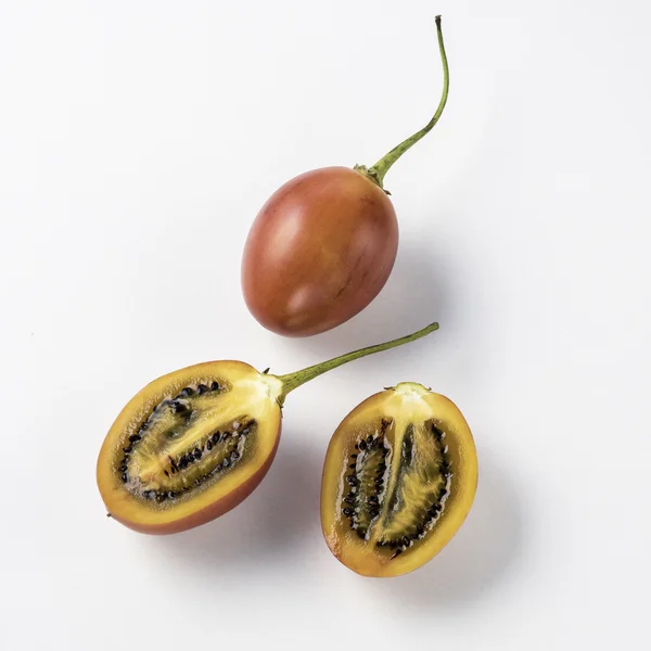 Saftiger roter Tamarillo — Stockfoto