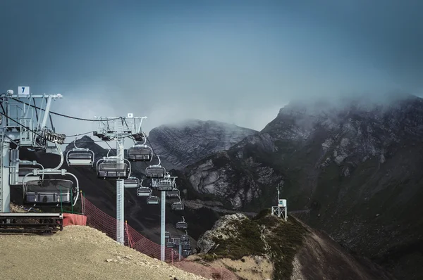 Cable Car way to mountains — Stock Photo, Image