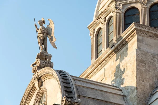 Sculpture Michael Roof Ibenik Cathedral Croatia — Stock Photo, Image