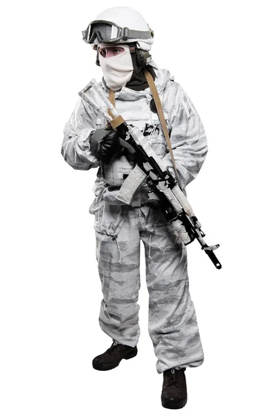 Man Soldaat Sneeuw Camouflage Uniform Met Wapen Studio Neergeschoten Geïsoleerd Stockafbeelding