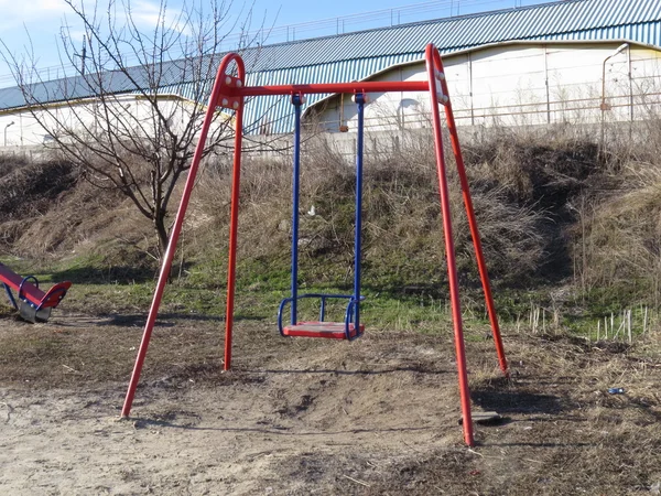 Schommel voor kinderen — Stockfoto