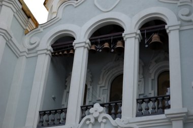 Tapınağın kilise çanları