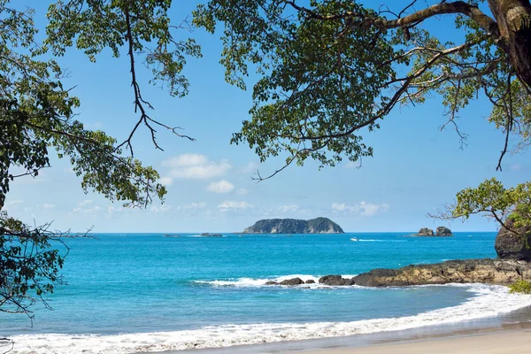 Beach okyanus çerçevesi içinde