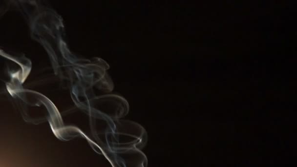 White smoke on a black background — Stock Video