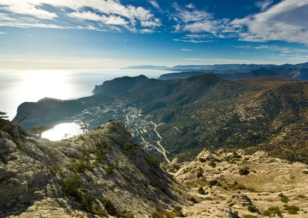 Sunset above the Black Sea and mountains — Stock Photo, Image