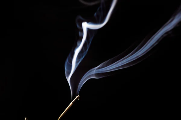 White smoke on a black background — Stock Photo, Image