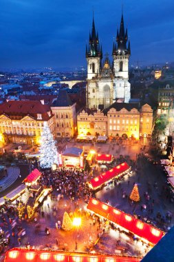 Prag Noel Pazar üzerinde eski şehir Meydanı