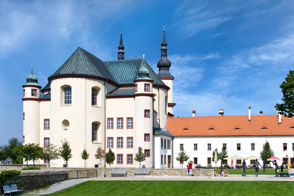 Ogrodach klasztoru, Litomyšl (Unesco), Republika Czeska — Zdjęcie stockowe