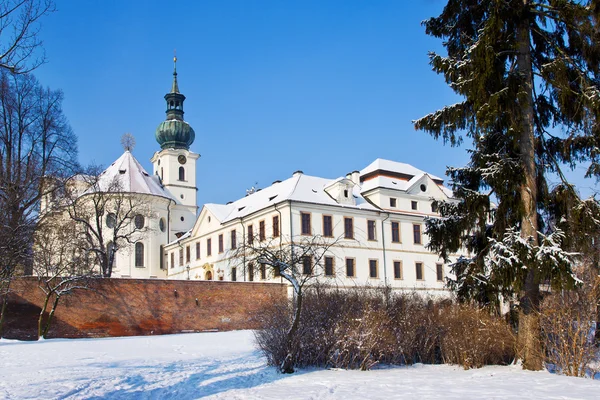 Monastero benedettino barocco Brevnov, Praga, Repubblica Ceca — Foto Stock