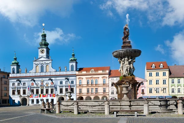 Plaza principal y ayuntamiento, Ceske Budejovice, República Checa — Foto de Stock