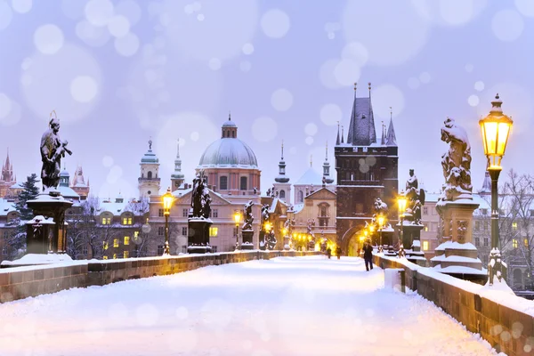 Charles bridge, Oldl stad brug toren, Praag (Unesco), Tsjechië, Europa — Stockfoto