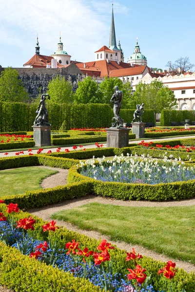 Giardino e palazzo di Wallenstein, Piccola città, (UNESCO), Praga, Cz — Foto Stock