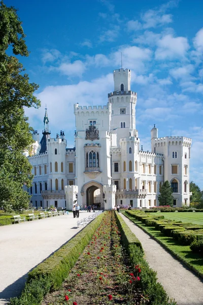 Castello e giardini Hluboka, Boemia meridionale, Repubblica Ceca — Foto Stock