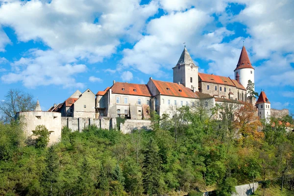 Středověký královský gotický hrad Křivoklát, Středočeský kraj, Česká r — Stock fotografie