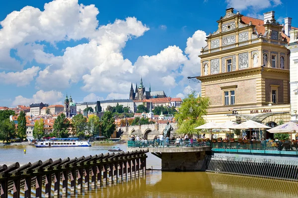 Puente de Carlos, Castillo de Praga (UNESCO), República Checa — Foto de Stock