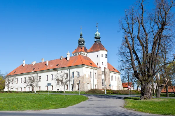 Baroque Smecno castle, Central Bohemia, Czech republic, Europe — Stock Photo, Image