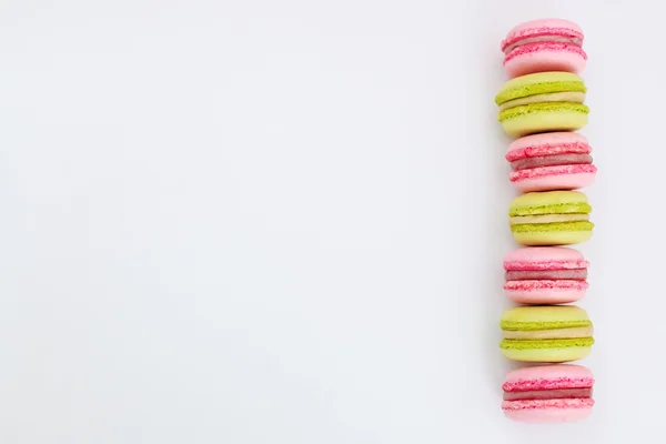 Macaroon geïsoleerd op witte achtergrond — Stockfoto