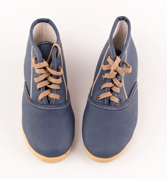 Özgün spor ayakkabı, çizme