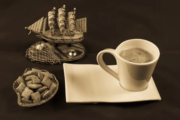 Cup of tea and sweets — Stock Photo, Image