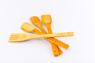 Ahşap mutfak nesneleri