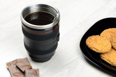 bir kamera lens gibi görünüyor Kupası