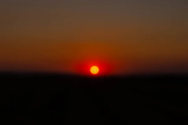 Dannato Tramonto Sui Campi Piani Paesaggistici Lontani Visibili — Foto Stock