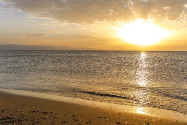 Günbatımı geniş bir açı ile