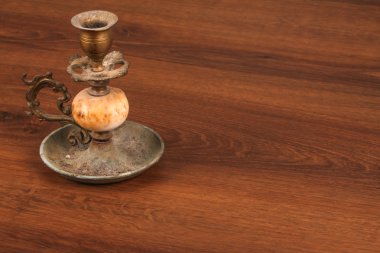 Ahşap üzerine Vintage şamdan