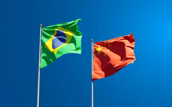 Гарні Національні Прапори Китаю Бразіля Разом Небосхилі Артхаус — стокове фото