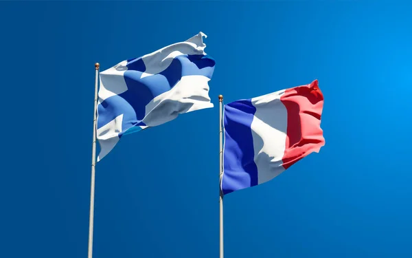 Hermosas Banderas Estatales Nacionales Finlandia Francia Juntas Fondo Del Cielo —  Fotos de Stock
