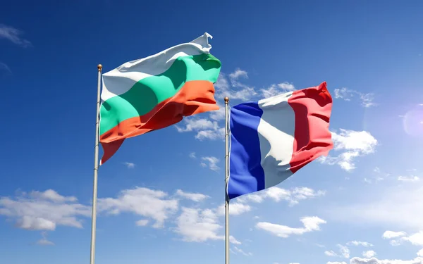 Hermosas Banderas Nacionales Bulgaria Francia Juntas Fondo Del Cielo Concepto —  Fotos de Stock