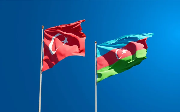 Hermosas Banderas Estatales Nacionales Turquía Azerbaiyán Juntas Fondo Del Cielo — Foto de Stock