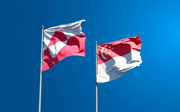 Hermosas Banderas Estatales Nacionales Groenlandia Singapur Juntas Fondo Del Cielo —  Fotos de Stock
