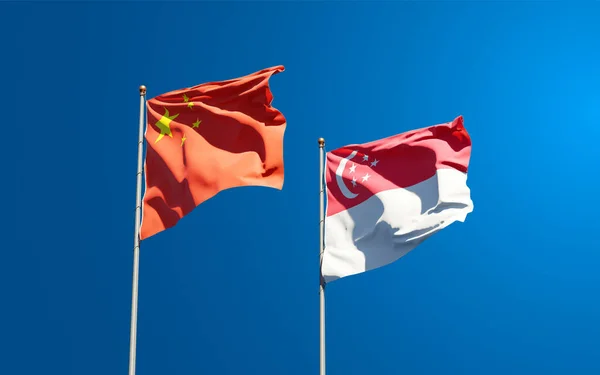 Belle Bandiere Nazionali Stato Singapore Cina Insieme Sullo Sfondo Del — Foto Stock