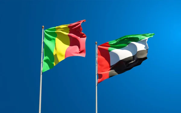 Belas Bandeiras Estatais Nacionais Mali Emirados Árabes Unidos Juntas Fundo — Fotografia de Stock