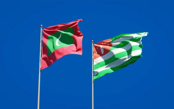 Beaux Drapeaux Nationaux Des Maldives Abkhazie Ensemble Fond Ciel Concept — Photo