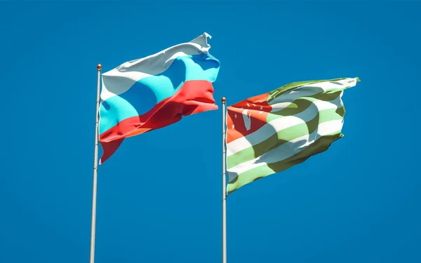 Hermosas Banderas Estatales Nacionales Nueva Rusia Abjasia Juntas Fondo Del —  Fotos de Stock