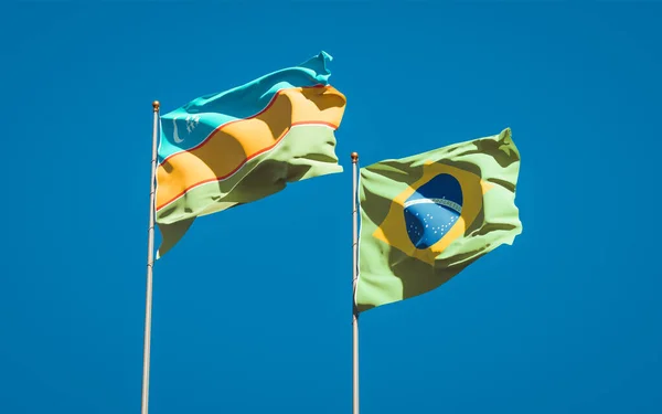 Lindas Bandeiras Estatais Nacionais Karakalpakstan Brasil Juntas Fundo Céu Conceito — Fotografia de Stock