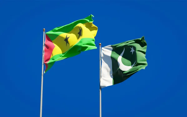 Piękne Flagi Państwowe Sao Tome Principe Pakistanu Razem Tle Nieba — Zdjęcie stockowe